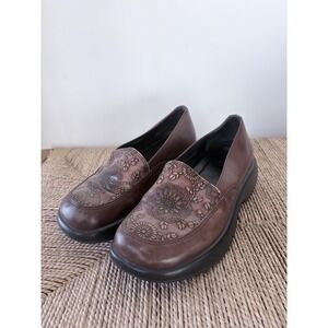 Dansko Women's Mandolin Embossed Brown Clogs Loafers Embossed Sz 37 Us Sz 6